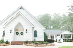 Evergreen white chapel dreams